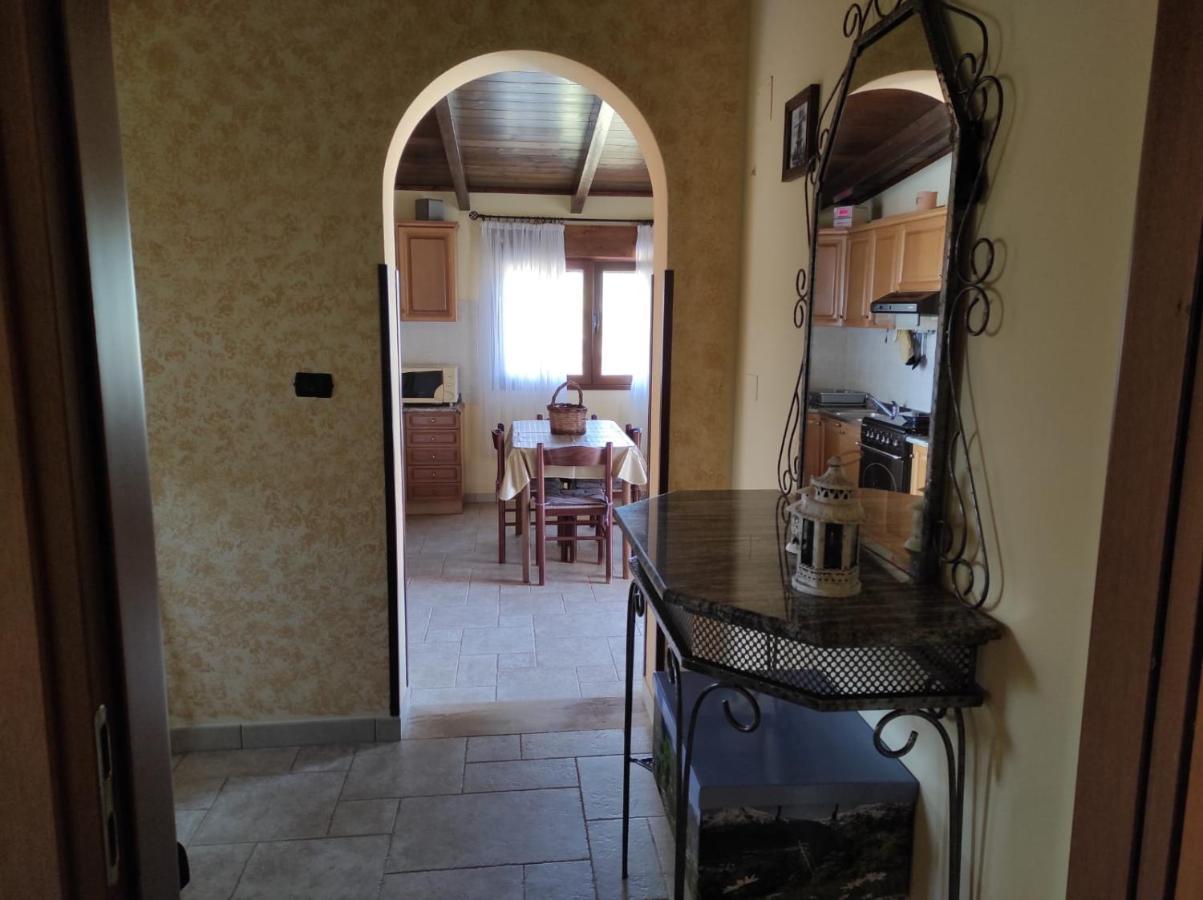 Casetta Albizia San Vito dei Normanni Bagian luar foto
