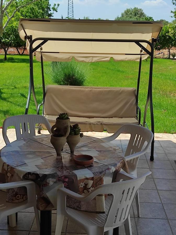 Casetta Albizia San Vito dei Normanni Bagian luar foto